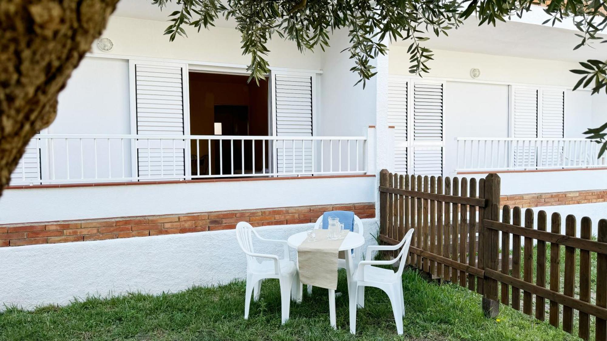 Rvapartaments Escala Brava L' Escala エクステリア 写真